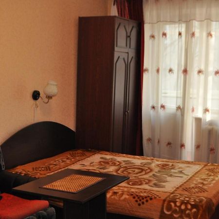 Apartment For Rent Reasonable Price كريمنشوك المظهر الخارجي الصورة